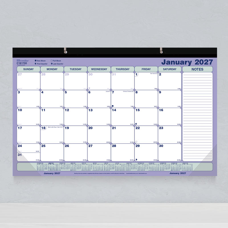 Monthly Desk Pad Calendar, English, 2027 C181700-27 Brownline Canada