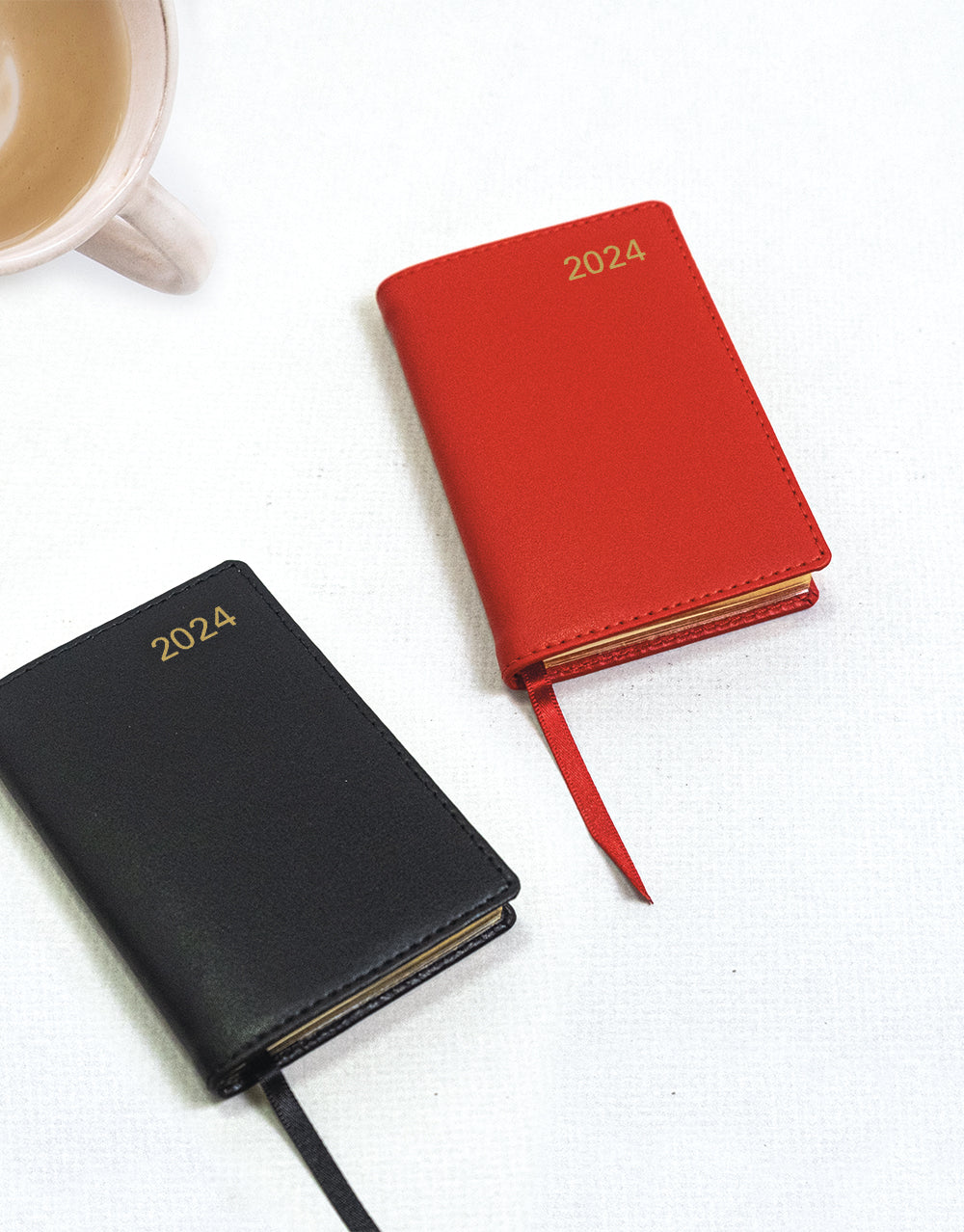 Belgravia Mini Pocket Week to View Leather Diary with Planners 2024 - English#colour_red