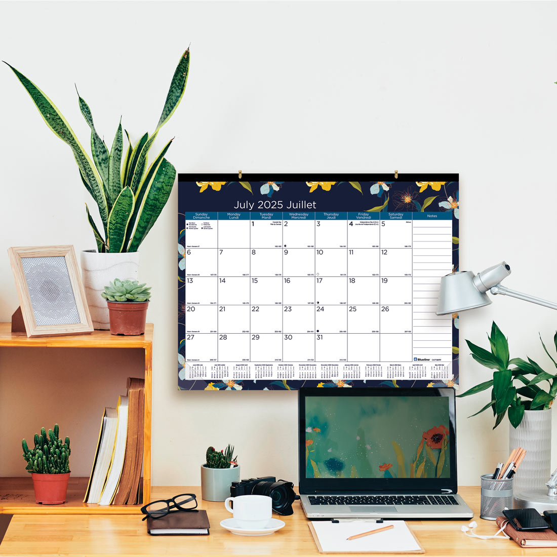 Academic 18-Month Desk Pad Calendar, Blossom, 2025-2026 - Bilingual - Blueline CA1716BBD-26