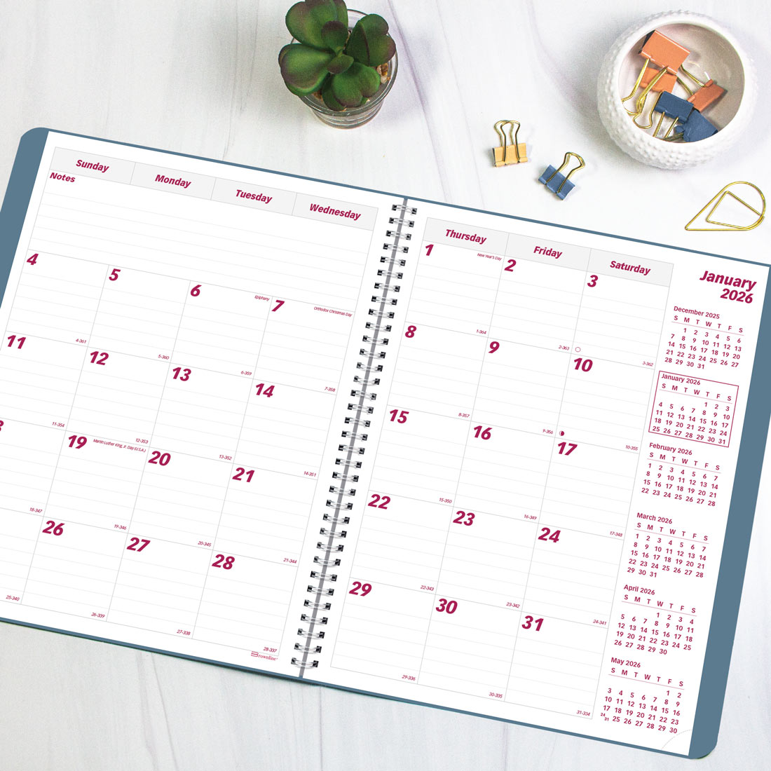 Brownline Mountain Monthly Planner 2026, English CB1262G.03-26 #colour_snow