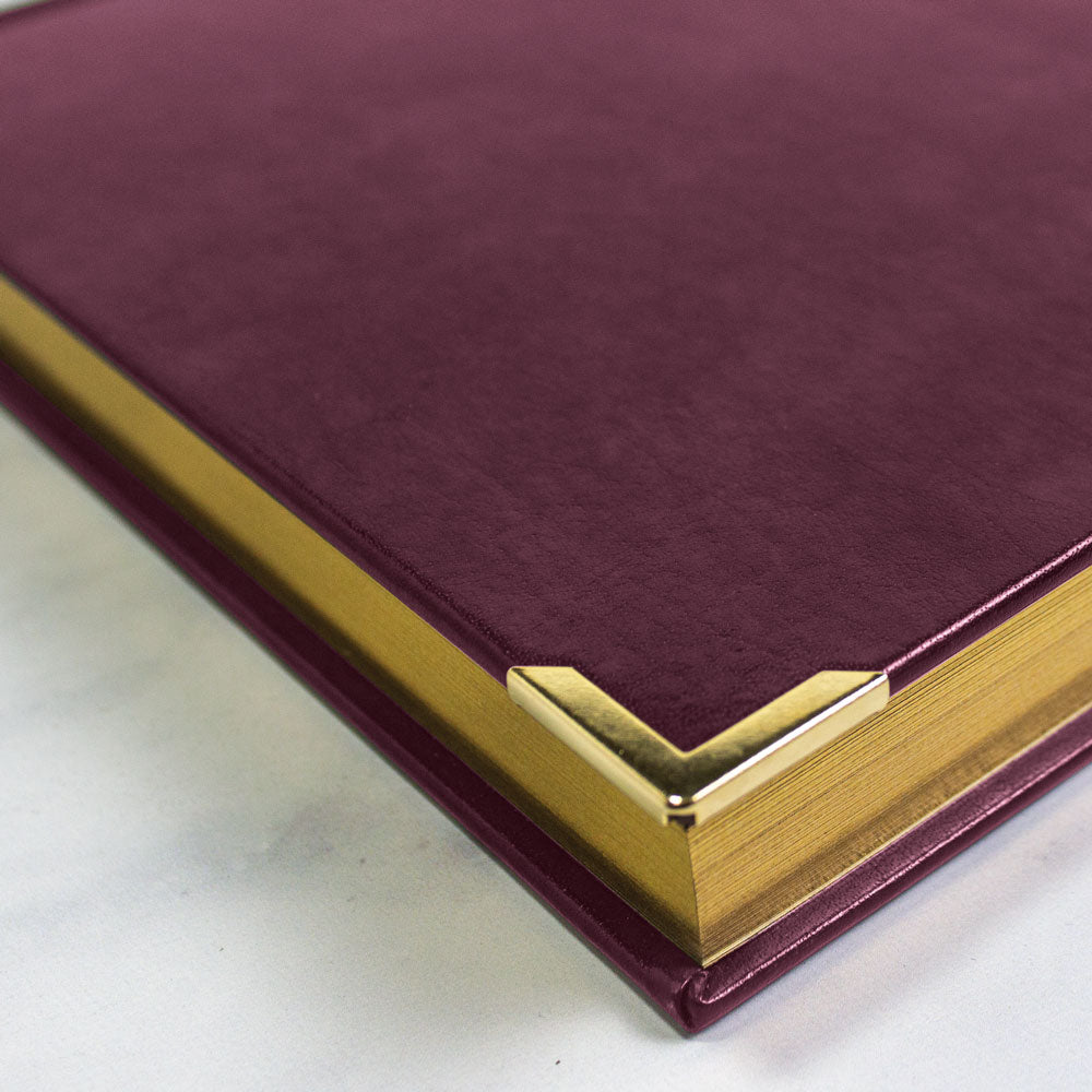 Executive Daily Appointment Book, 2027, Trilingual, Assorted CBE504.ASX-27 Brownline Canada