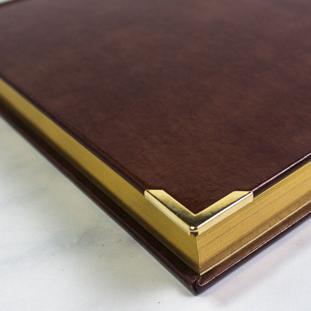 Executive Daily Appointment Book, 2027, Trilingual, Assorted CBE504.ASX-27 Brownline Canada
