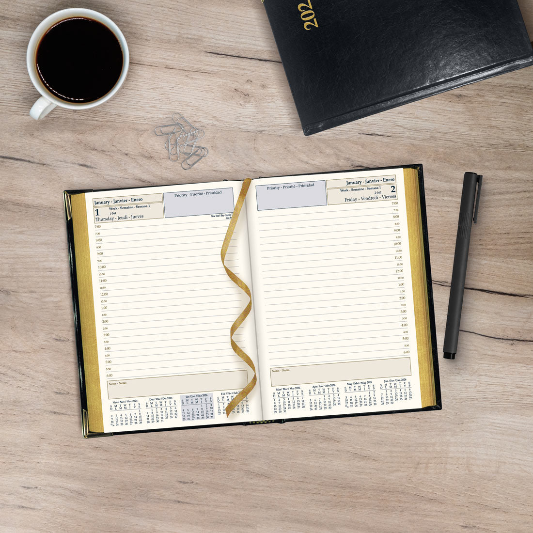Executive Daily Planner 2026, Trilingual, Black (CBE504-26)
